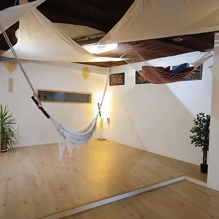 Loft D'artiste Chic Et Boheme Dans Petit Village Proche *