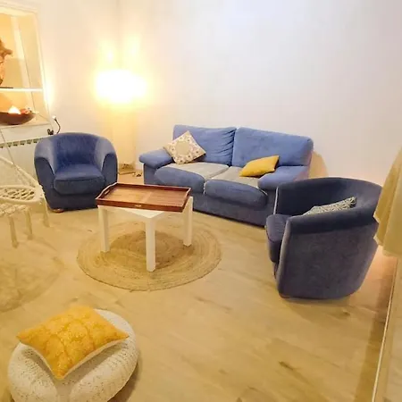 Lägenhet Loft D'artiste Chic Et Boheme Dans Petit Village Proche *