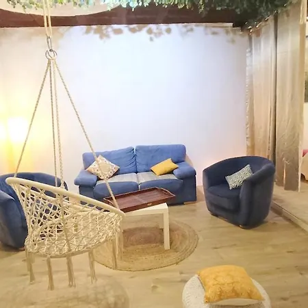 Loft D'artiste Chic Et Boheme Dans Petit Village Proche * Saussan