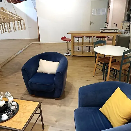 Lägenhet Loft D'artiste Chic Et Boheme Dans Petit Village Proche *