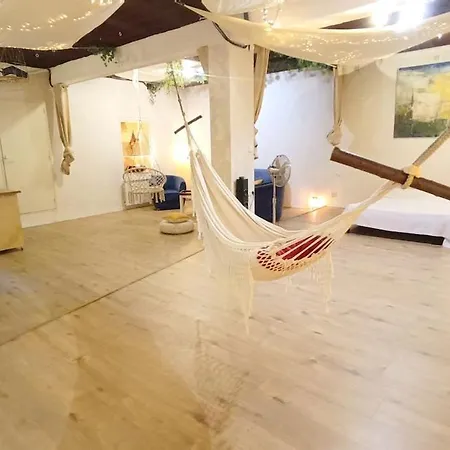 Loft D'artiste Chic Et Boheme Dans Petit Village Proche * Saussan